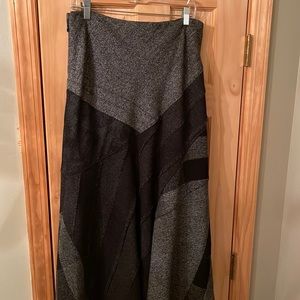 Patchwork skirt in black and grey